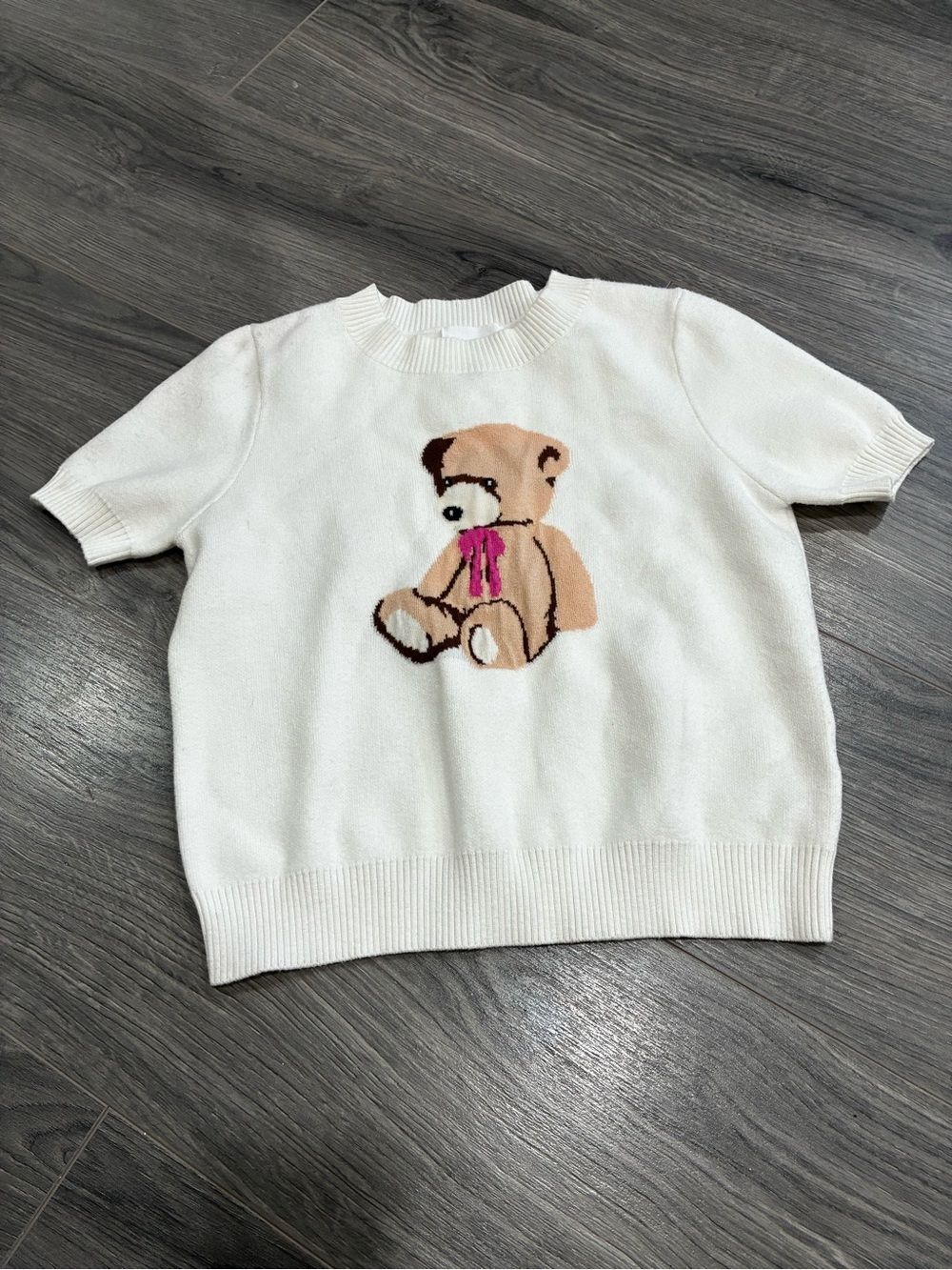 White Teddy Graphic Short-Sleeve Sweater Top